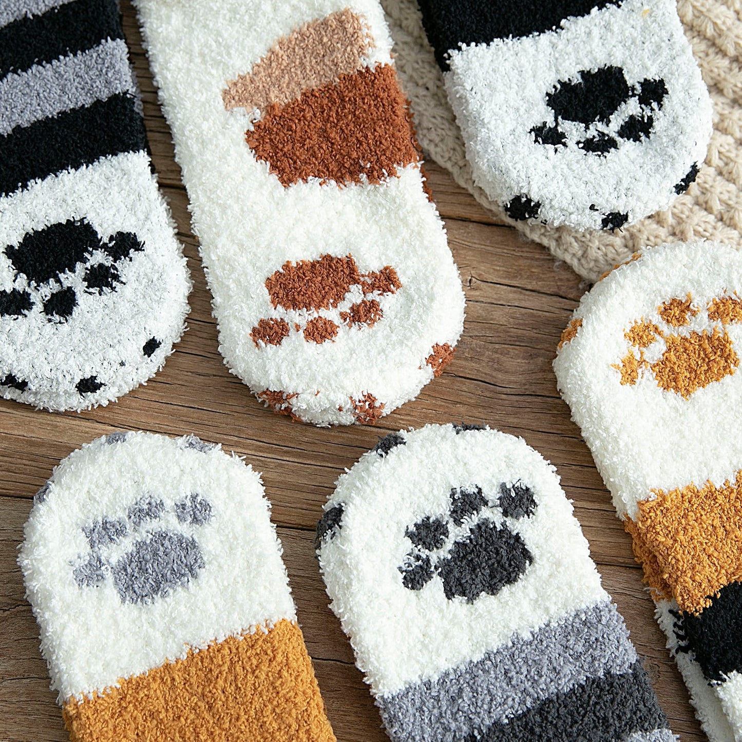 💥New Year Hot Sale 50% OFF💥 - Cat Claw Socks