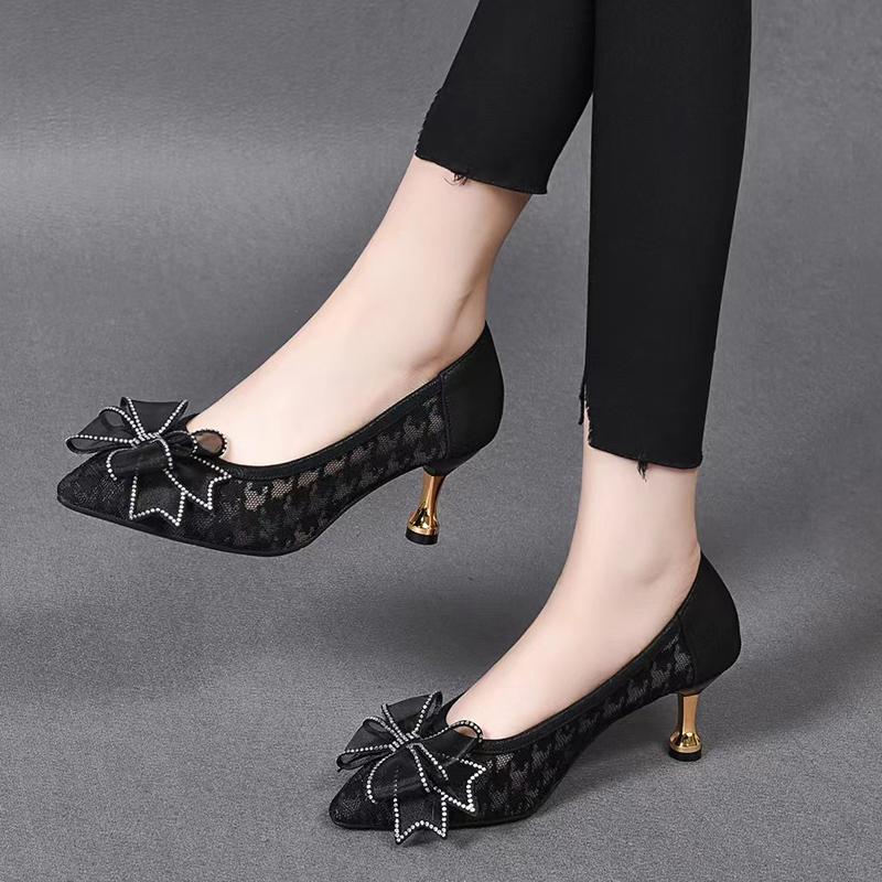 🔥Hot Sale 50% OFF🔥Lace bow exquisite high heels (Leather)